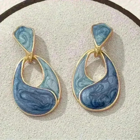 Jewelry - Boho Style Drop Earrings